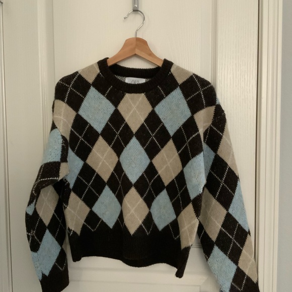 Zara Argyle Crew Neck Sweater - Black, Light Blue, and Cream - Picture 4 of 6